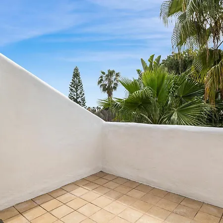 Jardin De Pinos Marbella