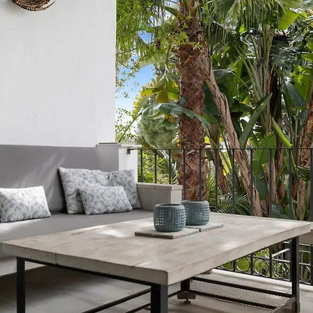 Jardin De Pinos Marbella